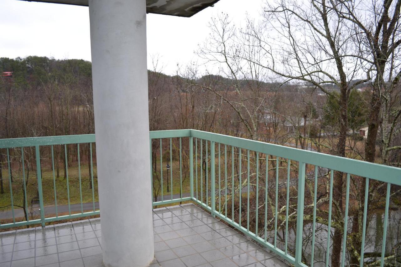 River Place Condos #508 2Bd ピジョンフォージ エクステリア 写真