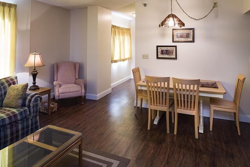 River Place Condos #508 2Bd ピジョンフォージ エクステリア 写真